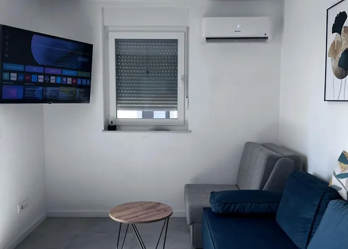 Zaton Apartments *