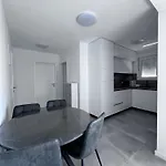 Zaton Apartments *