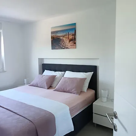Appartamento Zaton Apartments