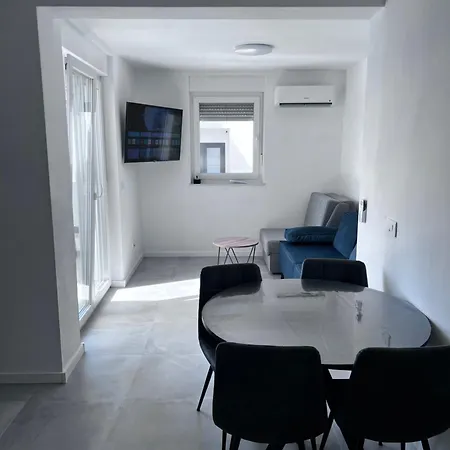 Zaton Apartments * 扎顿