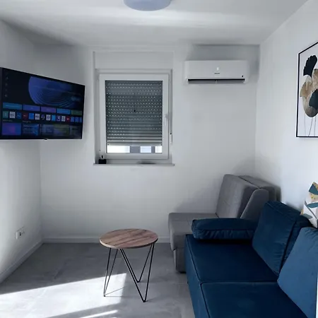 Zaton Apartments *